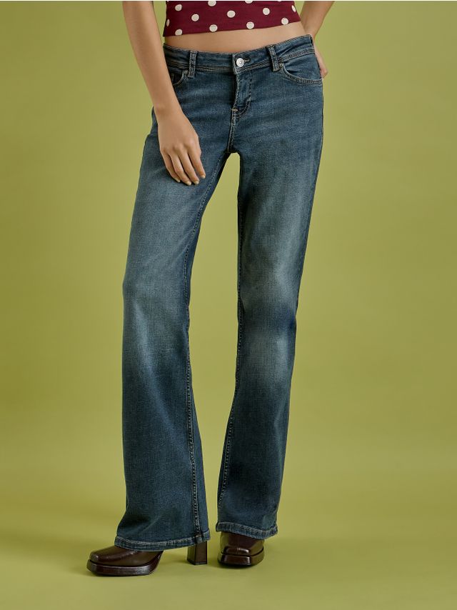 LOW WAIST BOOTCUT JEANS