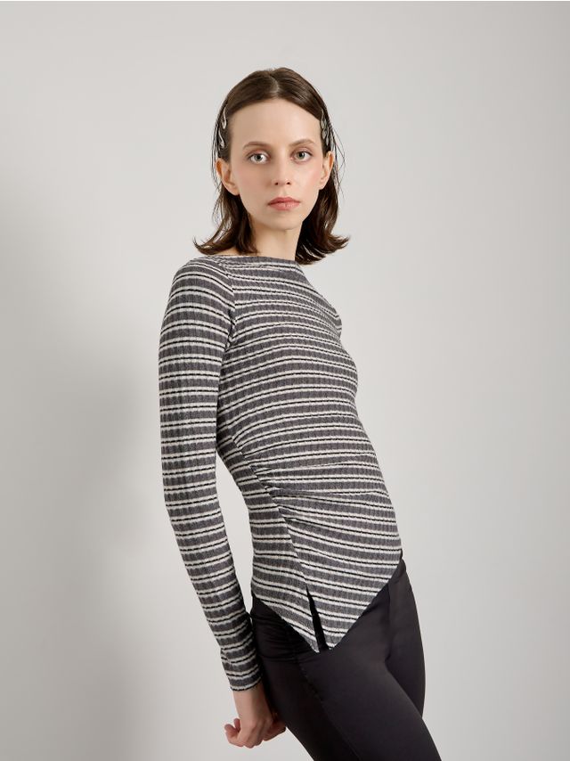 ASSYMETRIC BOAT-NECK STRIPED LONGSLEEVE