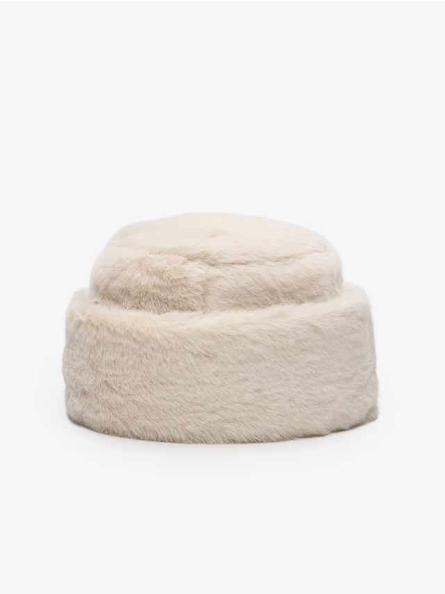 FUR HAT WITH FOLDED CUFF
