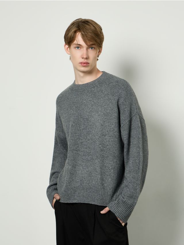 OVERSIZED CREWNECK SWEATER