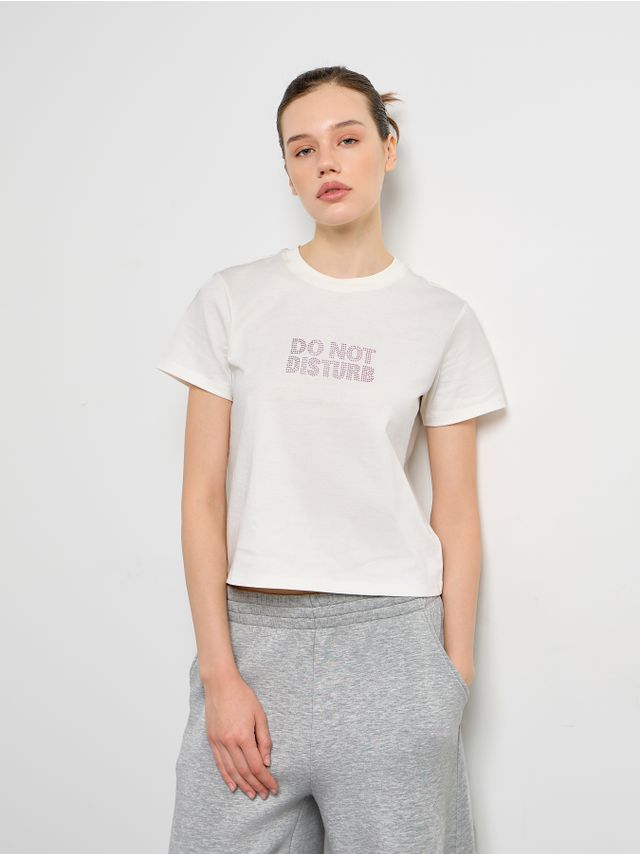 CROPPED TEE WITH STRASS PRINT