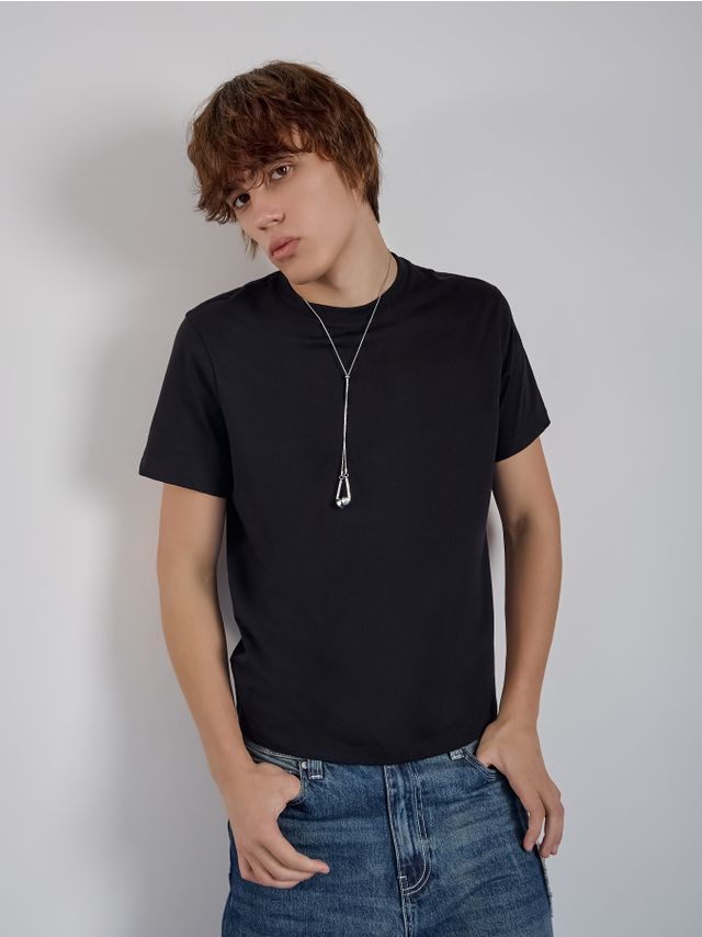 BASIC CREW-NECK T-SHIRT