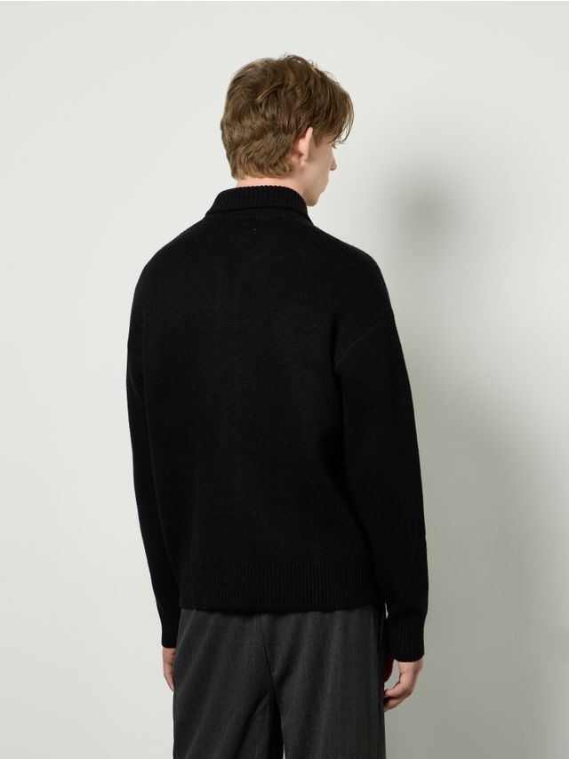 KNITTED CARDIGAN WITH ZIPPER