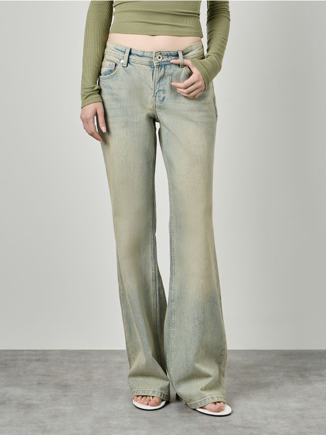 LOW WAIST BOOTCUT JEANS