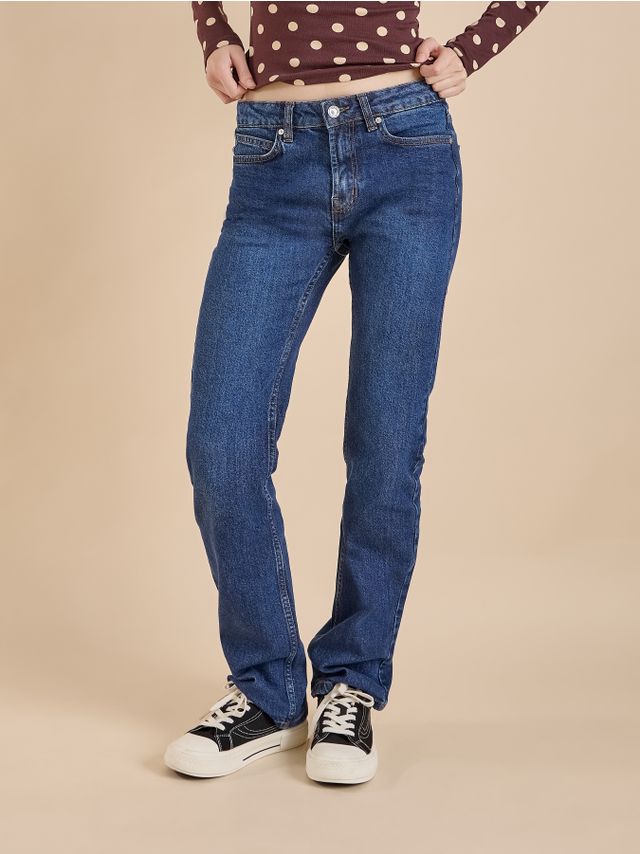 HIGH-RISE JEANS WITH WASHED EFFECT