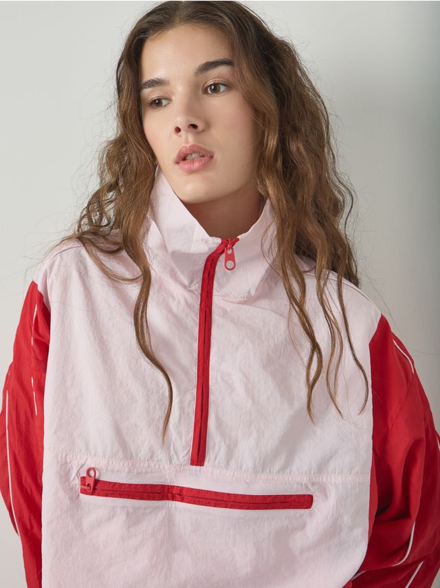 CROPPED FRONT POCKET NYLON JACKET
