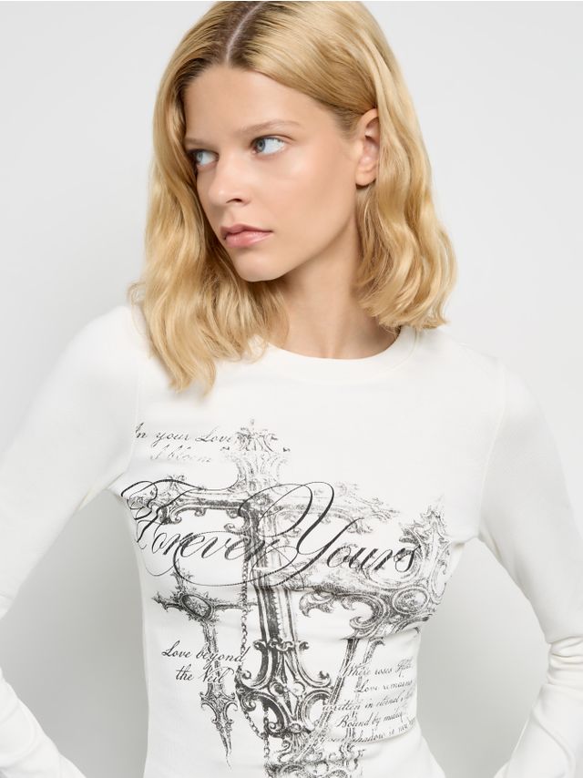 PRINTED LONGSLEEVE WITH RHINESTONES