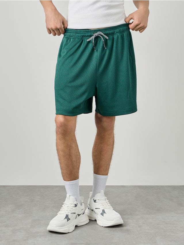СЕТЧАТЫЕ ШОРТЫ С КОНТРАСТНЫМ ШНУРКОМ