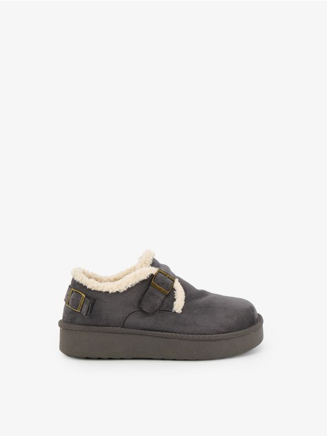 FUR FLAT SHOES WITH BUCKLE