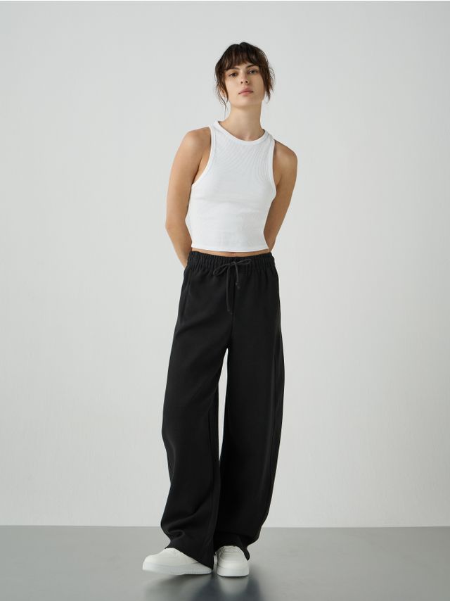 BARREL INTERLOCK TROUSERS