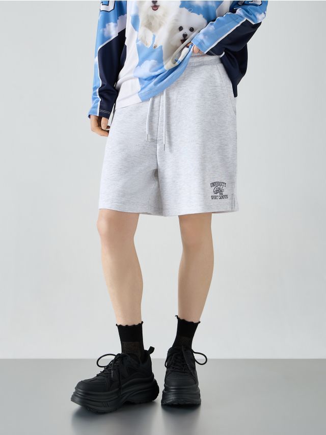 BASIC BERMUDA WITH EMBROIDERY